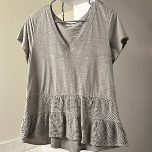 Altar'd State Light Green/Gray Textured V-Neck Top